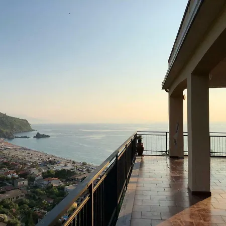 La Terrazza Sul Mare Apartment Palmi Exterior photo