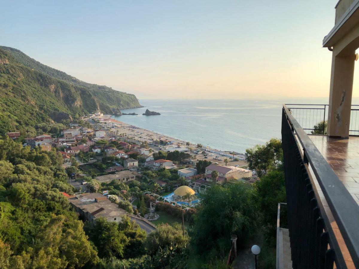 La Terrazza Sul Mare Apartment Palmi